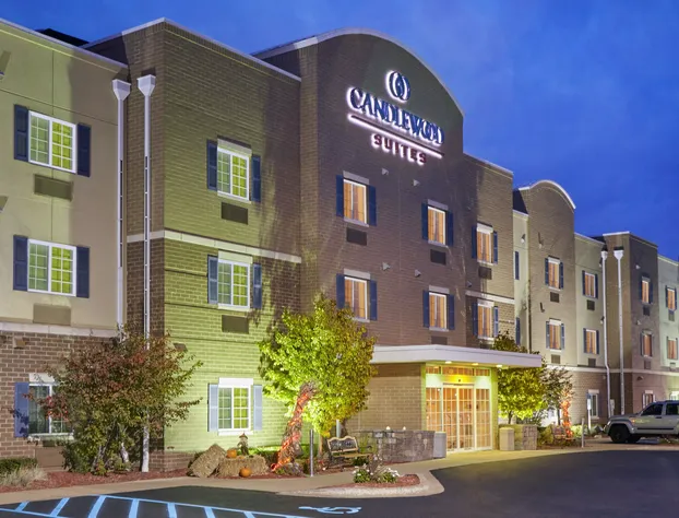 Candlewood Suites Milwaukee Airport by IHG hotel detail image 1