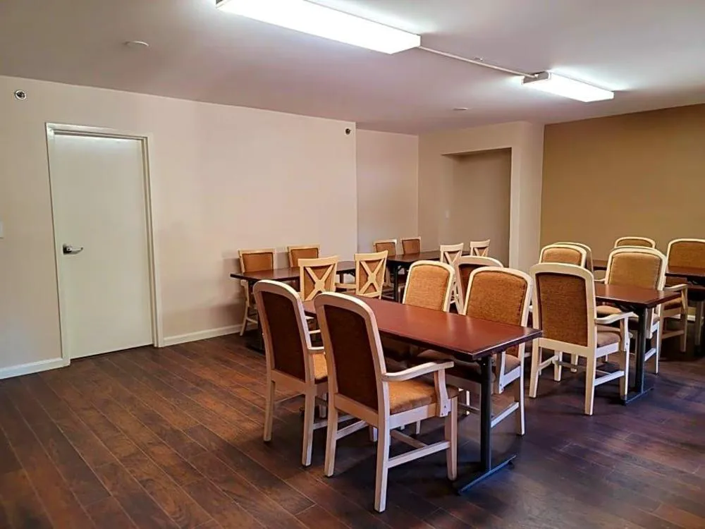 Jameson Inn of The Golden Isles- Brunswick hotel hero