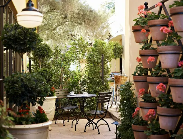 Bespoke Inn Scottsdale hotel detail image 3