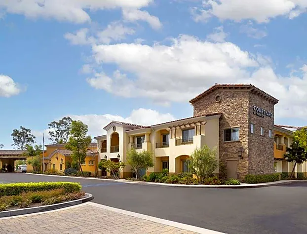 Courtyard Santa Barbara Goleta hotel detail image 4