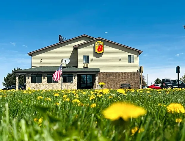 Super 8 by Wyndham Imlay City hotel detail image 1