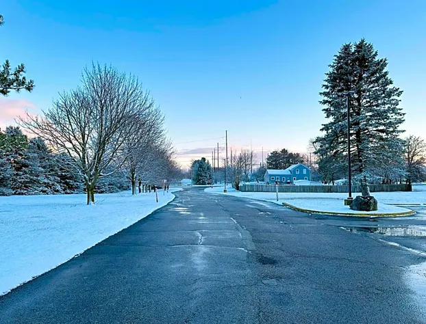 Super 8 by Wyndham Imlay City hotel detail image 2