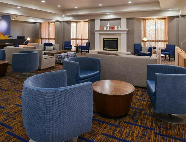 Country Inn & Suites By Radisson, Brown Deer - Milwaukee North hotel detail image 4