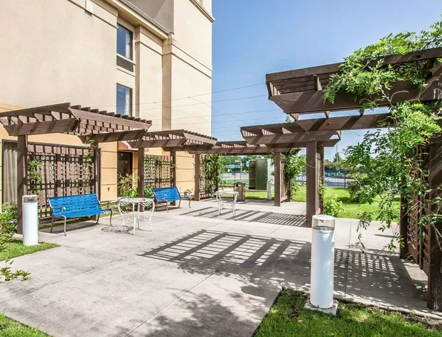 Sleep Inn & Suites hotel detail image 1