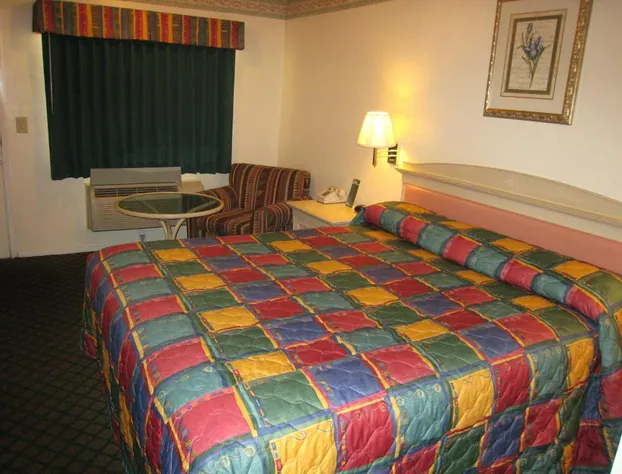 Town House Motel hotel detail image 4