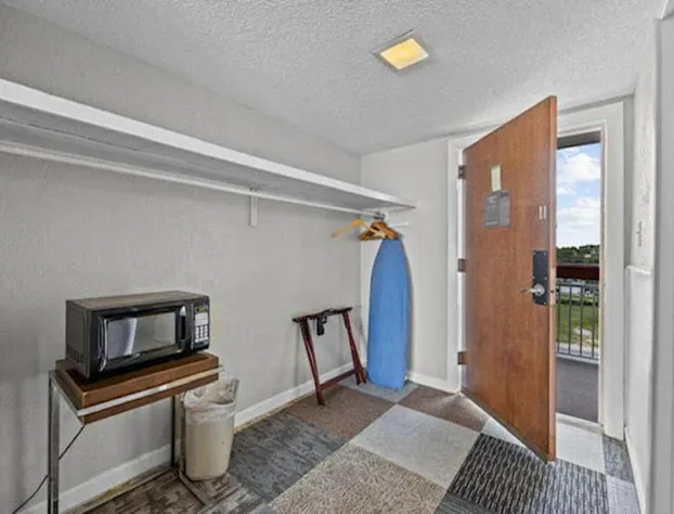 Oasis Hotel hotel detail image 2