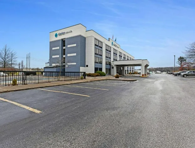 Clarion Pointe Near Erie Casino hotel detail image 1