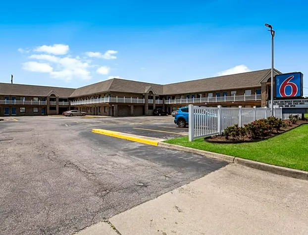 Motel 6 Portsmouth, VA hotel detail image 2