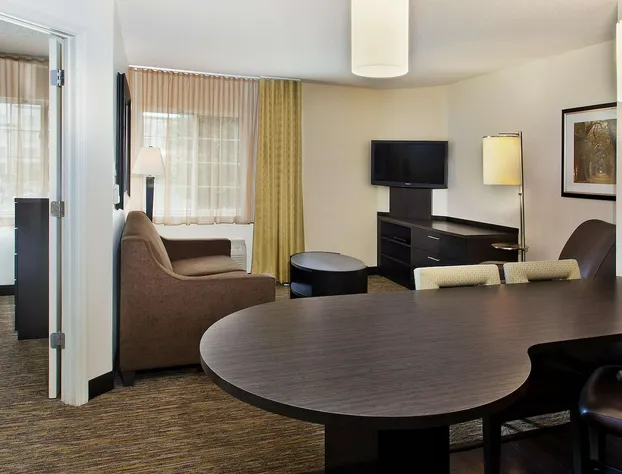 Sonesta Simply Suites Detroit Southfield hotel detail image 3