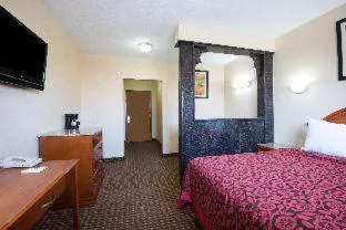 Red Roof Inn Copiague hotel detail image 3