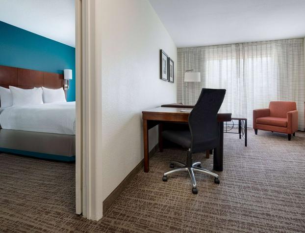 Sonesta ES Suites Dallas Medical Market Center hotel detail image 3