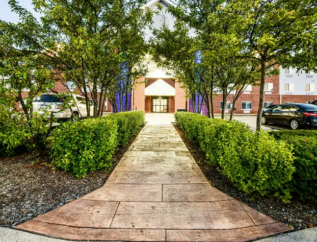 Holiday Inn Express Chicago NW - Vernon Hills by IHG hotel detail image 2