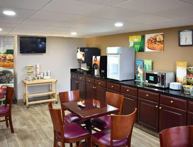 Quality Inn Reidsville Hwy 29 hotel detail image 3