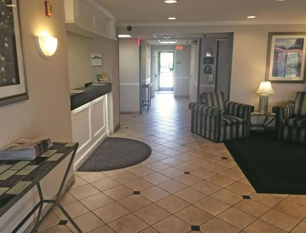 La Quinta Inn & Suites by Wyndham Chicago Gurnee hotel detail image 4