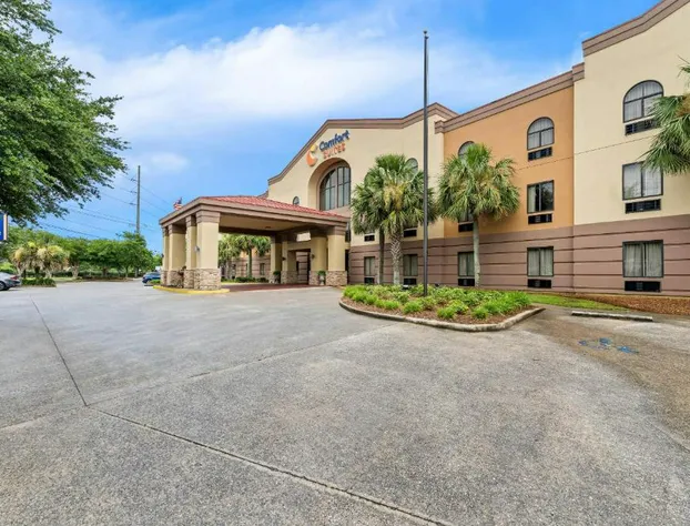 Comfort Suites Daphne - Mobile East Bay hotel detail image 1