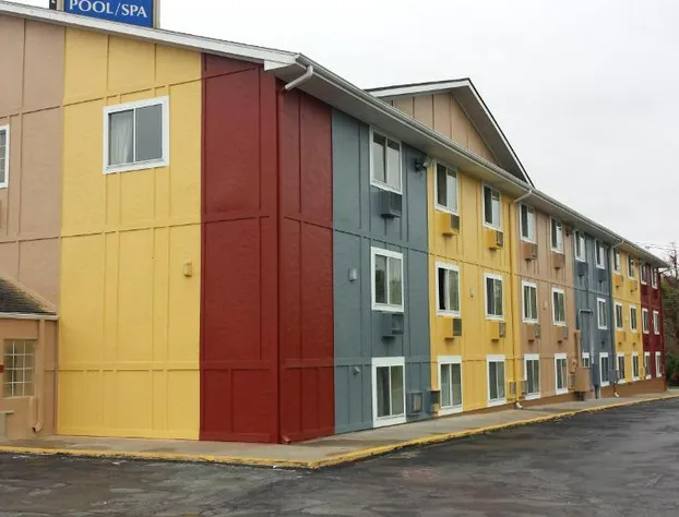 Americas Stay Inn hotel detail image 1