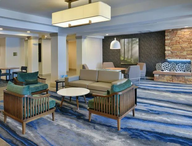 Fairfield Inn & Suites by Marriott Greensboro Wendover hotel detail image 2