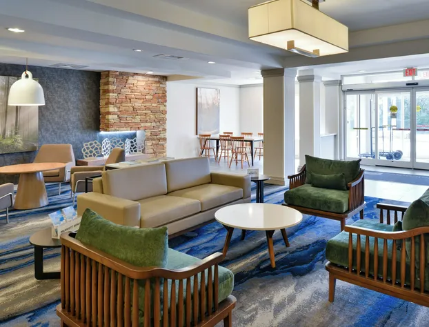 Fairfield Inn & Suites by Marriott Greensboro Wendover hotel detail image 4