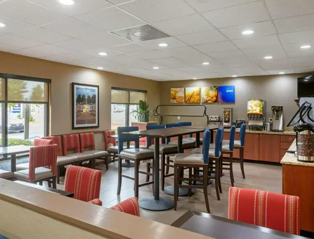 Comfort Inn & Suites Peachtree Corners - Norcross hotel detail image 4