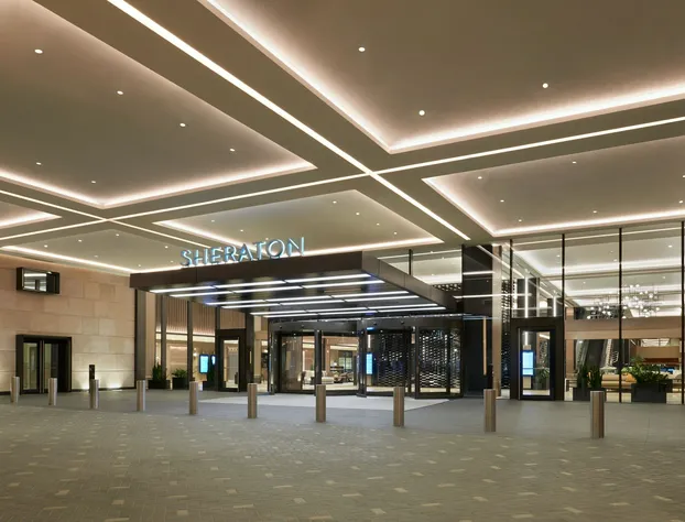 Sheraton Centre Toronto Hotel hotel detail image 3