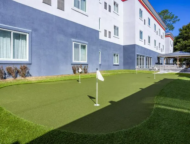 Hawthorn Extended Stay by Wyndham Kingsland hotel detail image 3