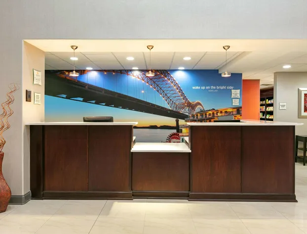 La Quinta Inn & Suites by Wyndham Horn Lake / Southaven Area hotel detail image 1