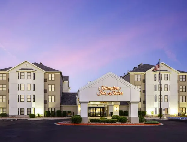 Hampton Inn & Suites El Paso-Airport hotel detail image 1