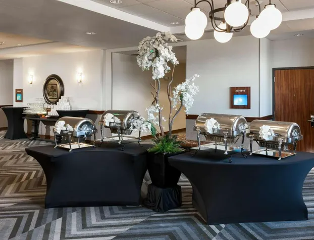 Embassy Suites Anchorage hotel detail image 2