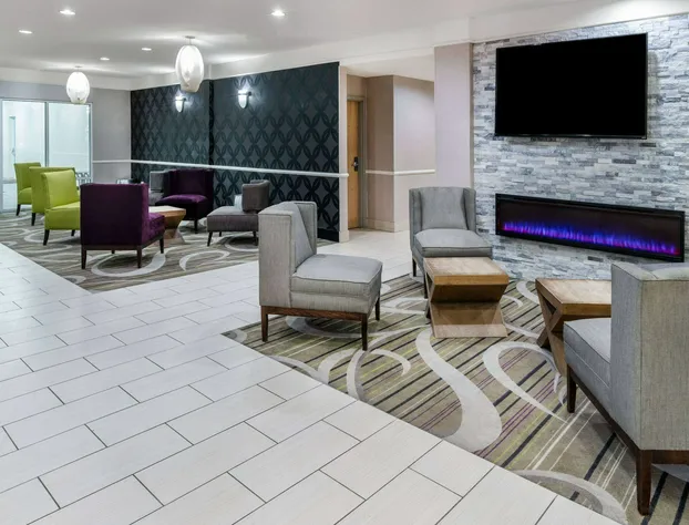 La Quinta Inn & Suites by Wyndham Roswell hotel detail image 3