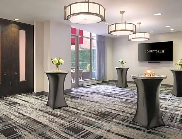 Courtyard by Marriott Washington, DC/Foggy Bottom hotel detail image 4