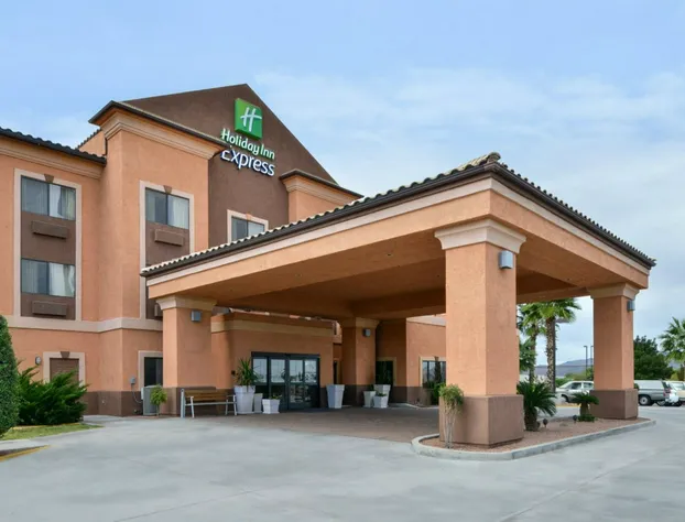 Holiday Inn Express Hotel & Suites Kingman by IHG hotel detail image 1