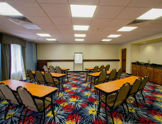 Hampton Inn & Suites Natchez hotel detail image 2