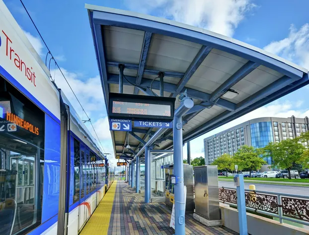 Embassy Suites by Hilton Minneapolis Airport hotel detail image 2