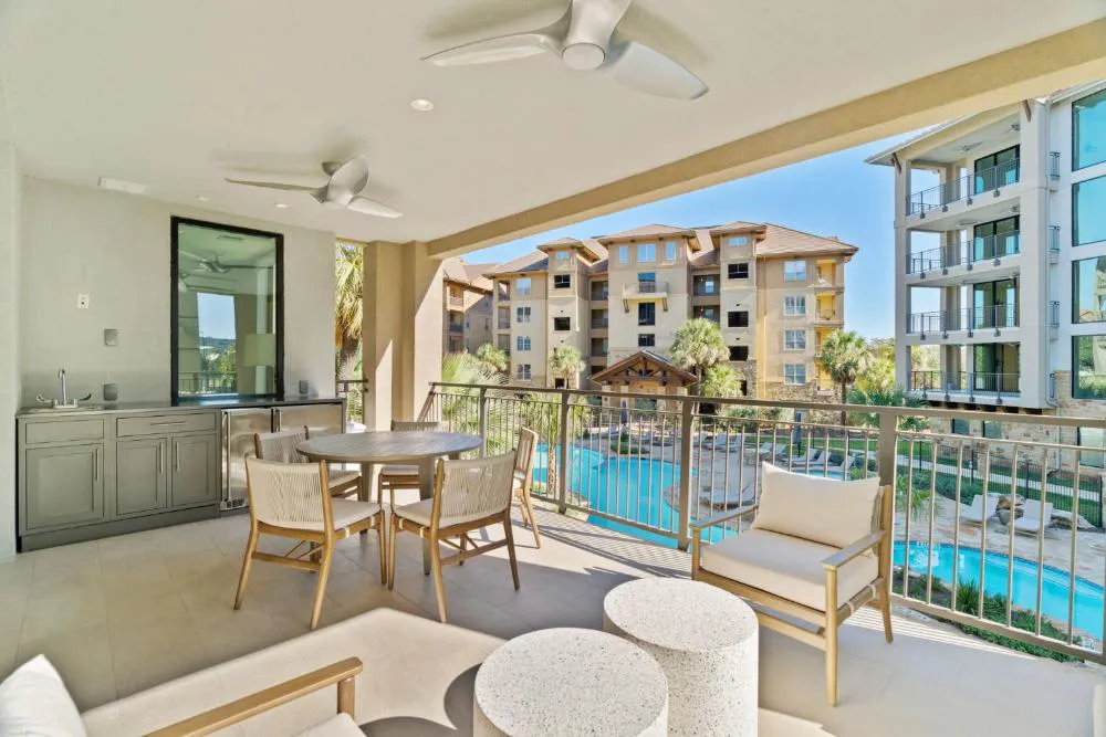 Horseshoe Bay Resort hotel hero