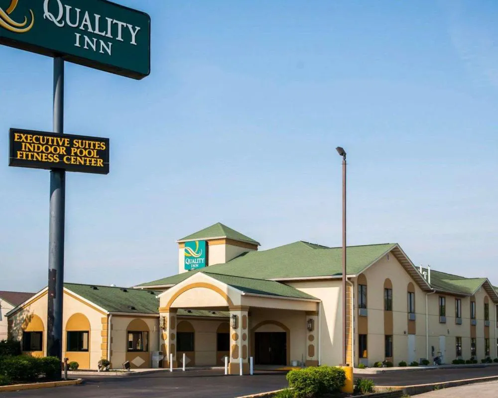 Quality Inn Franklin I-65 hotel hero