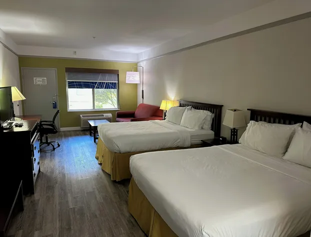 Holiday Inn Express Hotel & Suites San Dimas by IHG hotel detail image 3