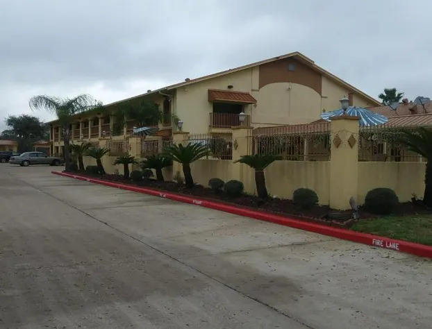 Americas Best Value Inn & Suites Alvin Houston hotel detail image 4