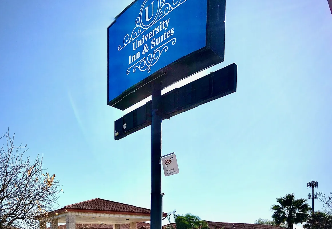 University Inn & Suites San Antonio hotel hero