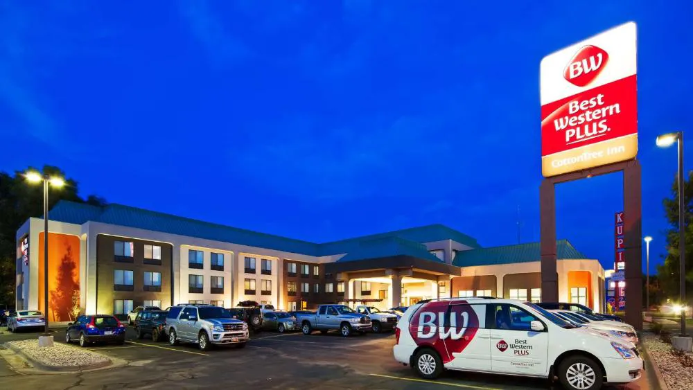 Best Western Plus Cottontree Inn hotel hero
