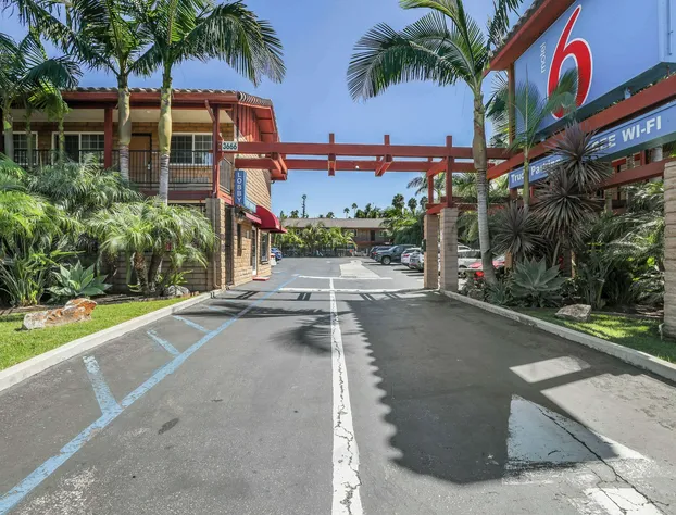 Motel 6 Carlsbad, CA - North hotel detail image 1