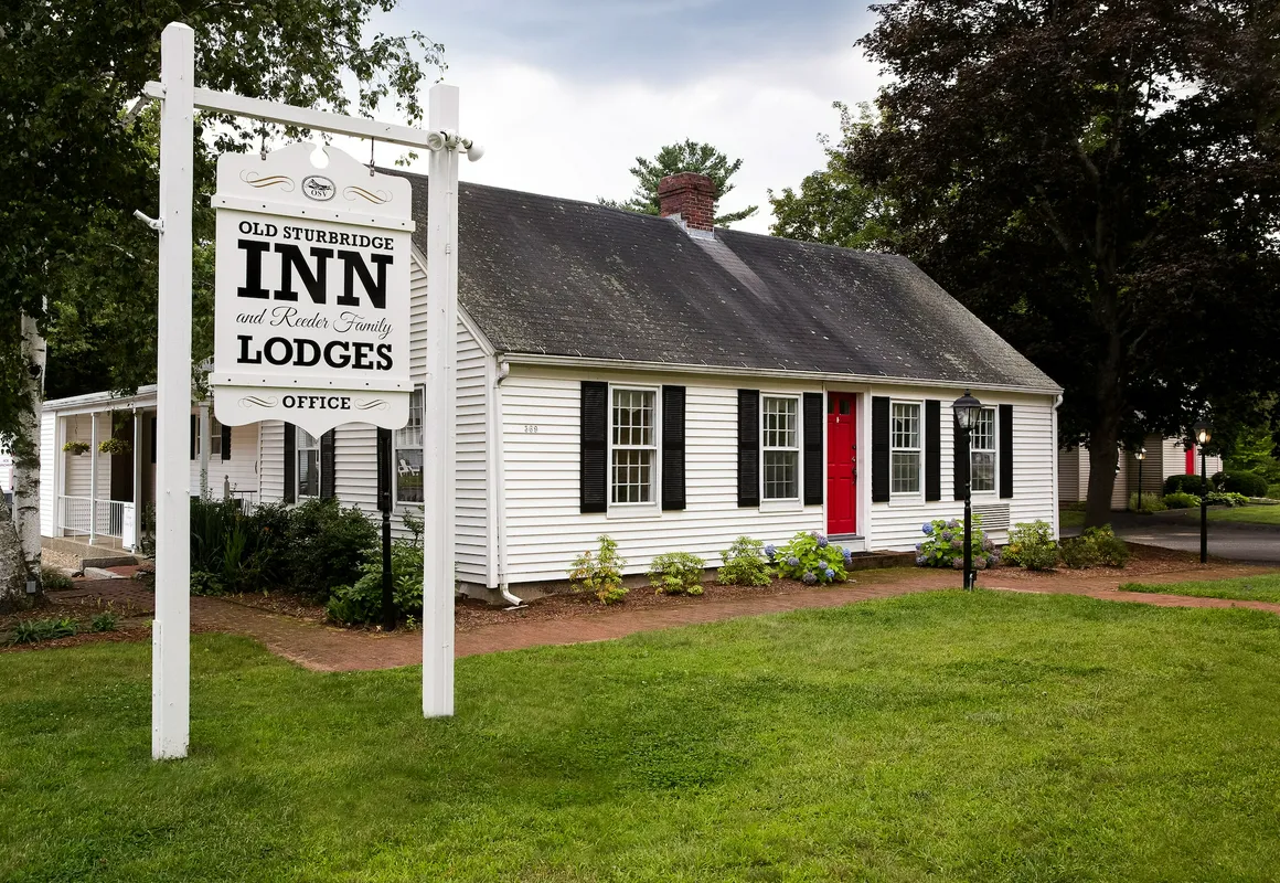 Old Sturbridge Inn and Reeder Family Lodges hotel hero