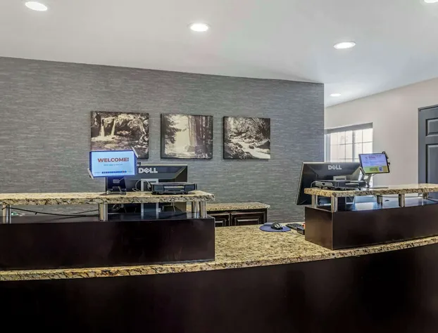 LeConte Hotel & Convention Center, an Ascend Collection Hotel hotel detail image 3