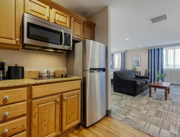 Best Western Plus Dubuque Hotel & Conference Center hotel detail image 4