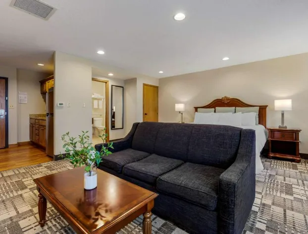 Best Western Plus Dubuque Hotel & Conference Center hotel detail image 3