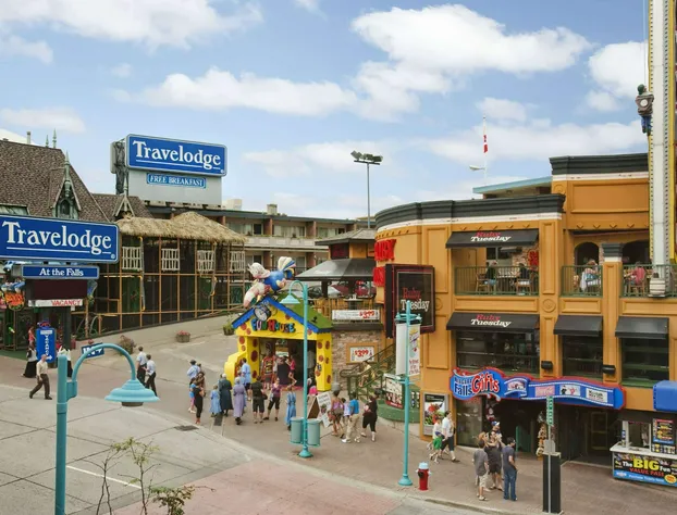 Travelodge by Wyndham Niagara Falls at the Falls hotel detail image 3