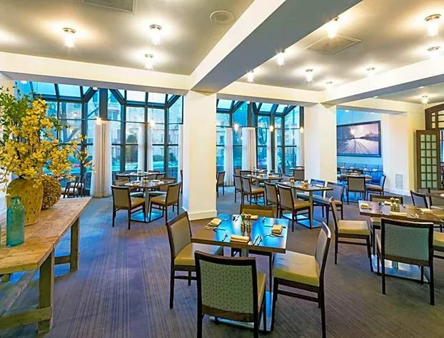 Capital Hilton hotel detail image 2