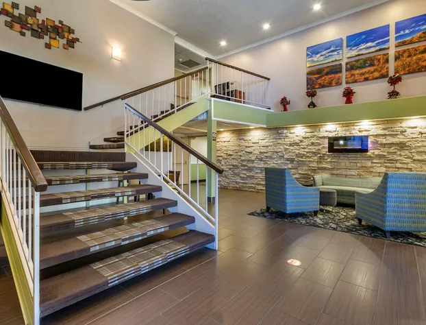 Best Western Airport Albuquerque InnSuites Hotel & Suites hotel detail image 2