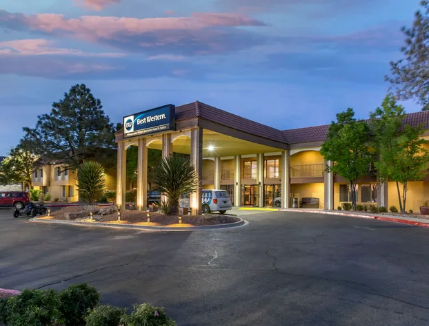 Best Western Airport Albuquerque InnSuites Hotel & Suites hotel detail image 1