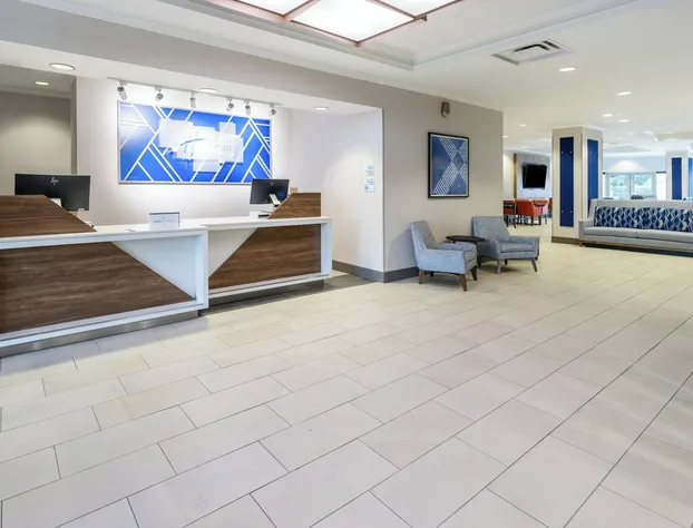 Holiday Inn Express Hotel & Suites Columbus at Northlake by IHG hotel detail image 4