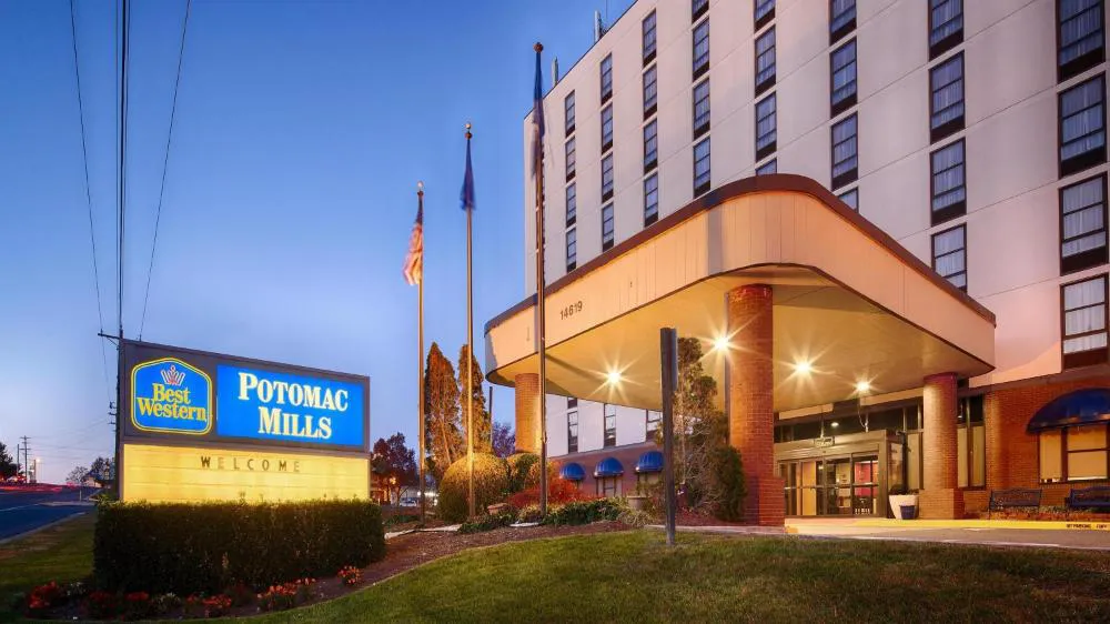 Best Western Potomac Mills hotel hero
